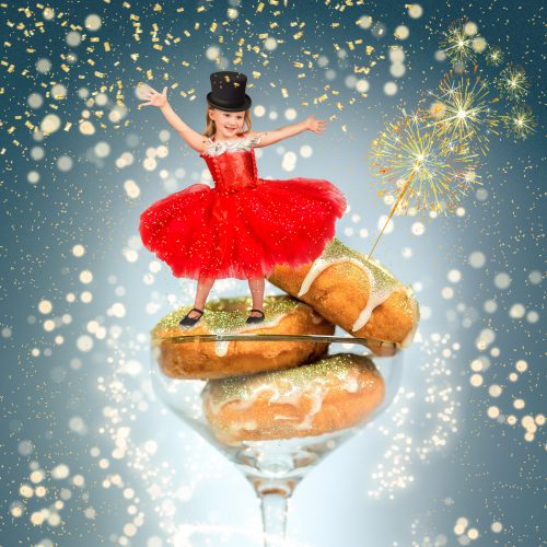 New Year-Donuts-Glas-Sparkler-Confetti-Party-Glitter-Tophat-Tutu-Dress (1)